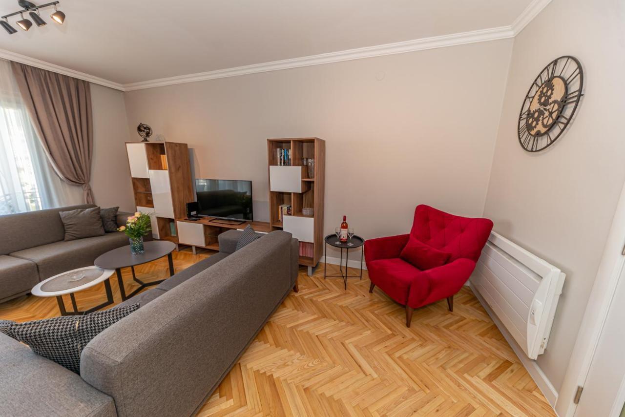 City Center De Lux Apartment บาร์ ภายนอก รูปภาพ